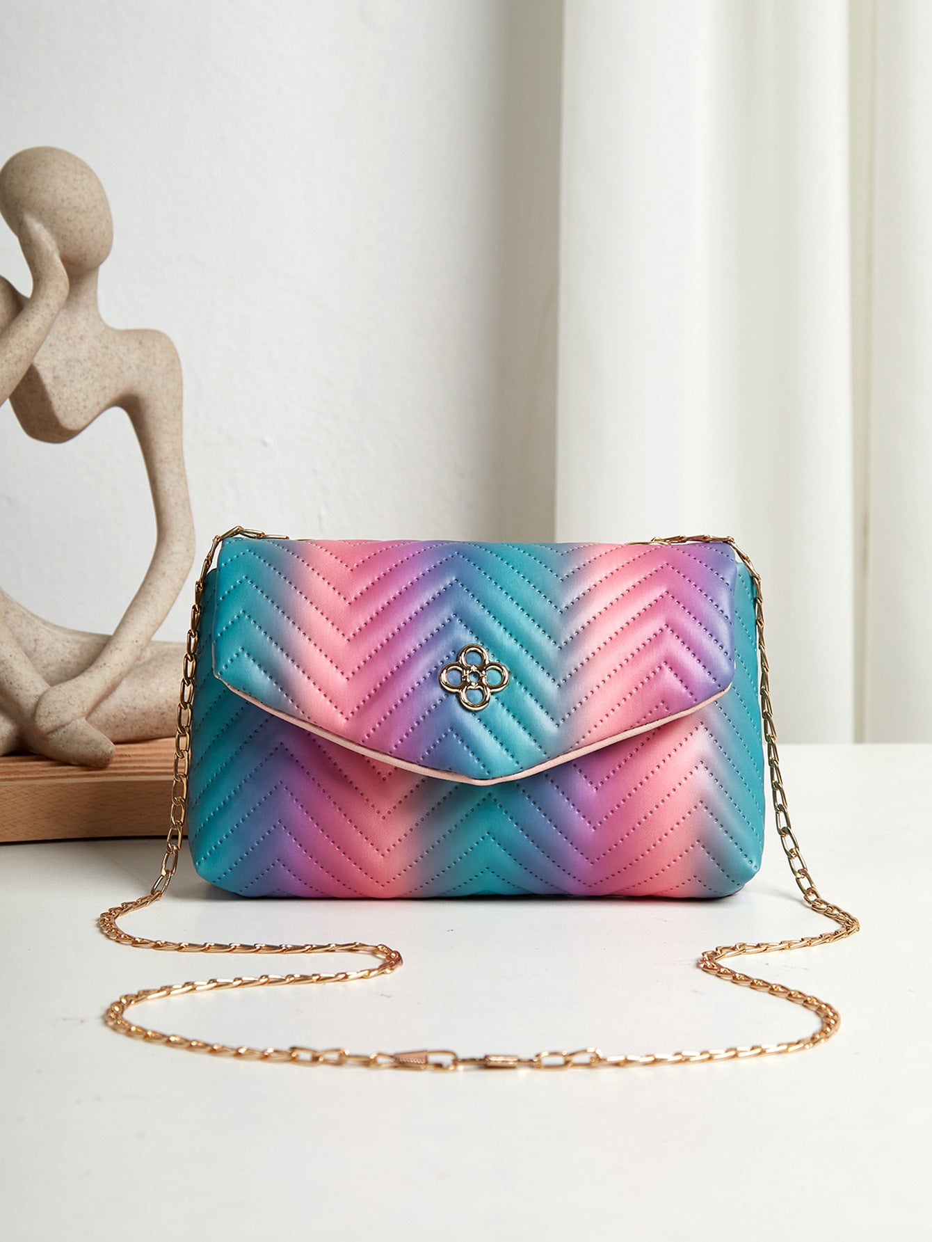 Contrast Colour Travel Cosmetics Bag - image 10