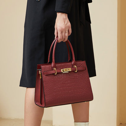 Summer Large-Capacity Fashion Handbag - image 3