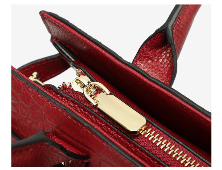Summer Large-Capacity Fashion Handbag - image 10