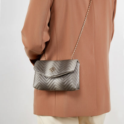 Contrast Colour Travel Cosmetics Bag - image 3